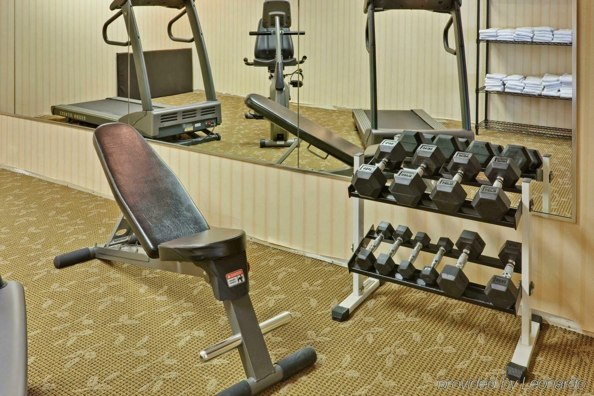 Quality & 5585 Ambler Drive Ontario 3* Mississauga