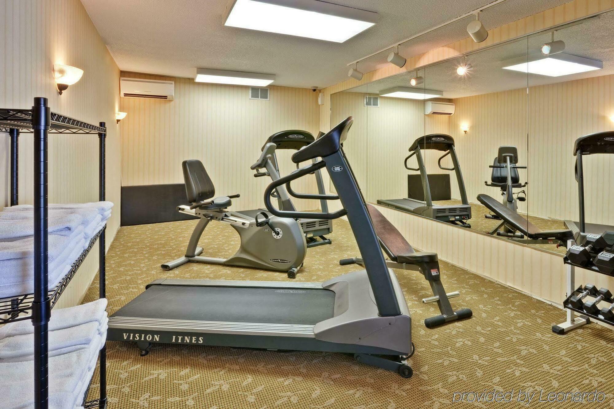 Quality & 5585 Ambler Drive Ontario 3* Mississauga